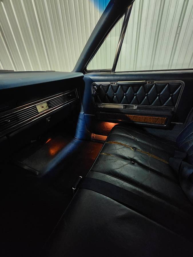 68-lincoln-continental-1968-black-7