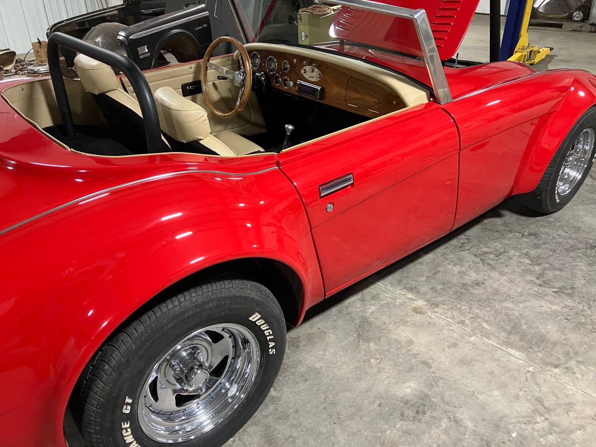 69-austin-healey-1969-red