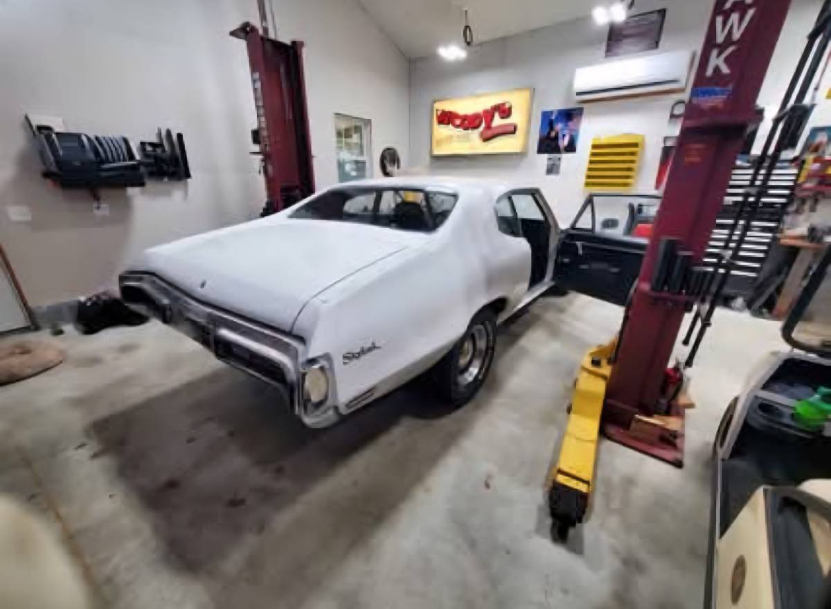 72-buick-skylark-1972-white-2