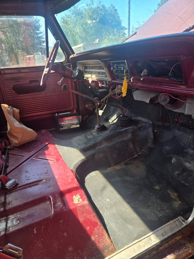 72-ford-34-ton-1972-red-2