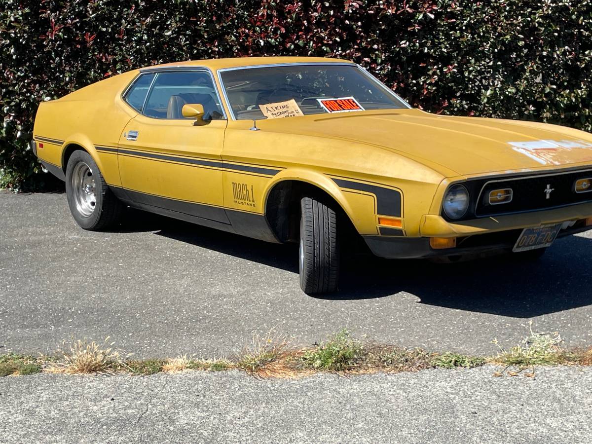72-mustang-mach-one-fastback-302-engine-1972-yellow