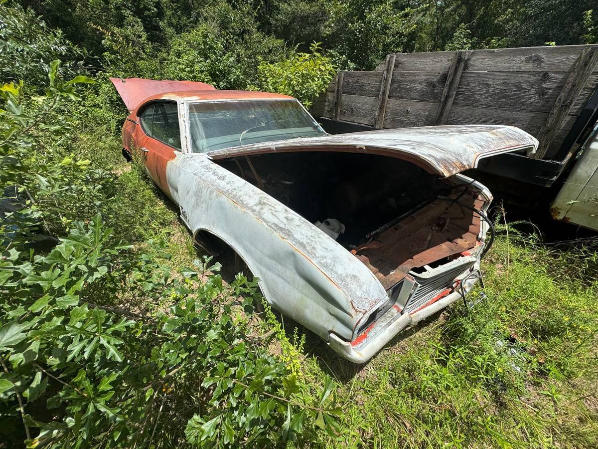 72-oldsmobile-cutlass-2-door-1972