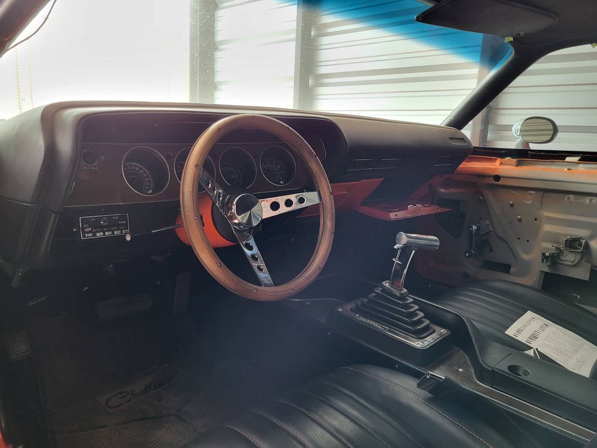 73-dodge-challenger-1973-orange-5