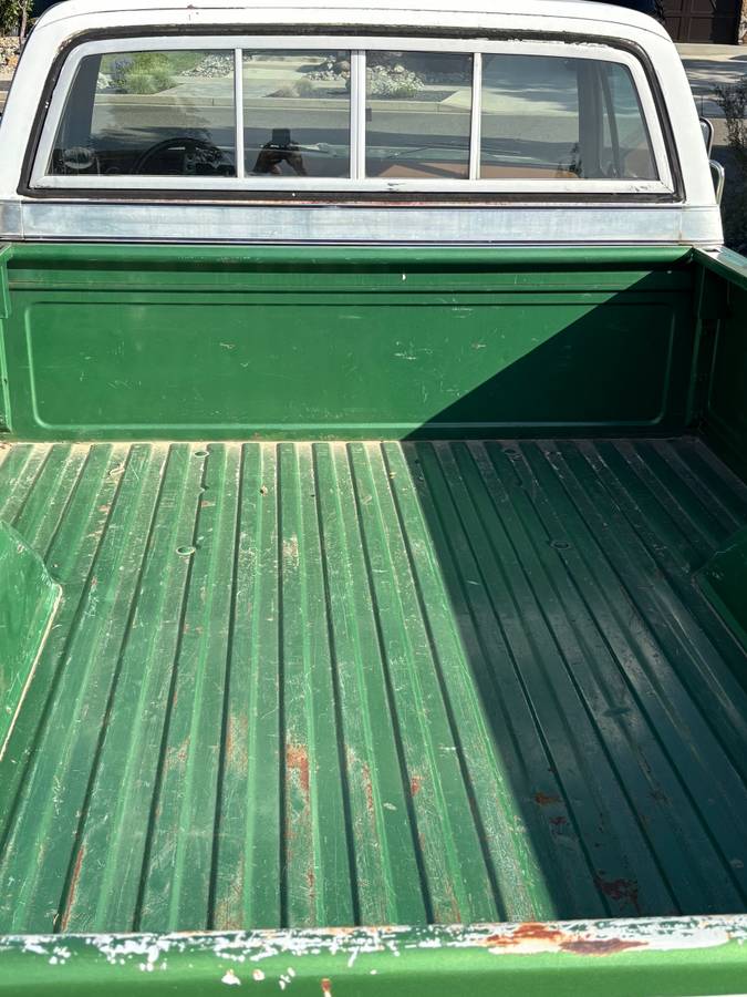 74-chevy-c20-1974-green-2