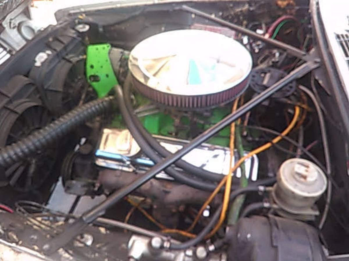 75-jag-1975-white-5