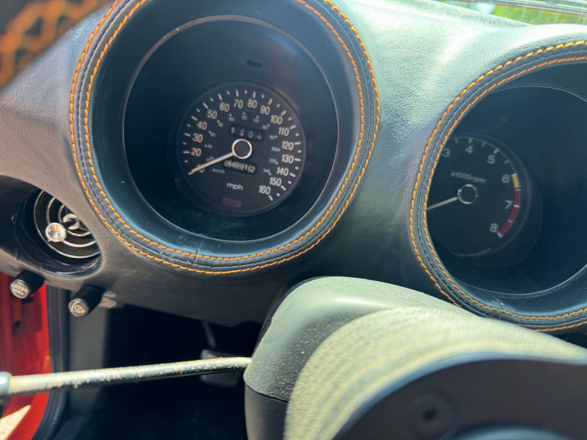 76-datsun-280z-1976-orange-17