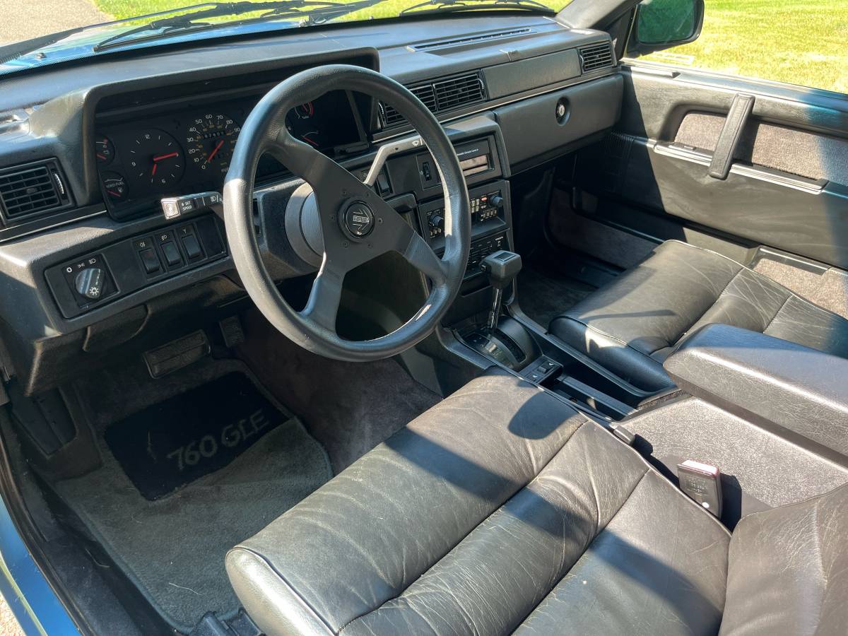 760-turbo-1985-blue-13