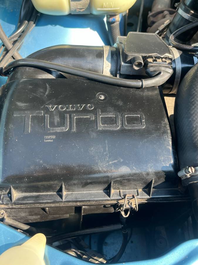 760-turbo-1985-blue-22