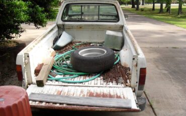 81-amp-82-1981-white-3