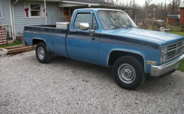 85-chevy-silverado-c20-1985-blue-1