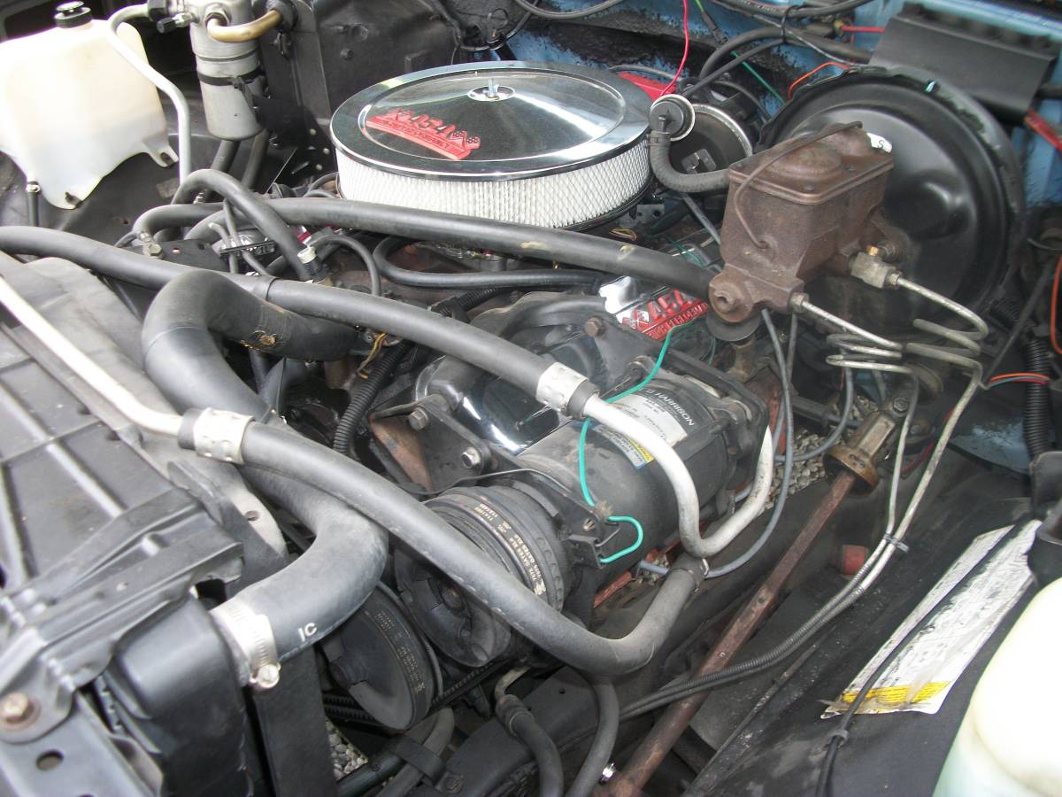 85-chevy-silverado-c20-1985-blue-4