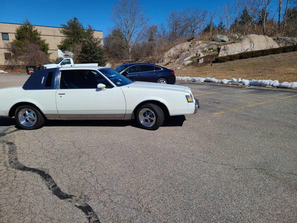 86-buick-regal-diesel-1986-white-1