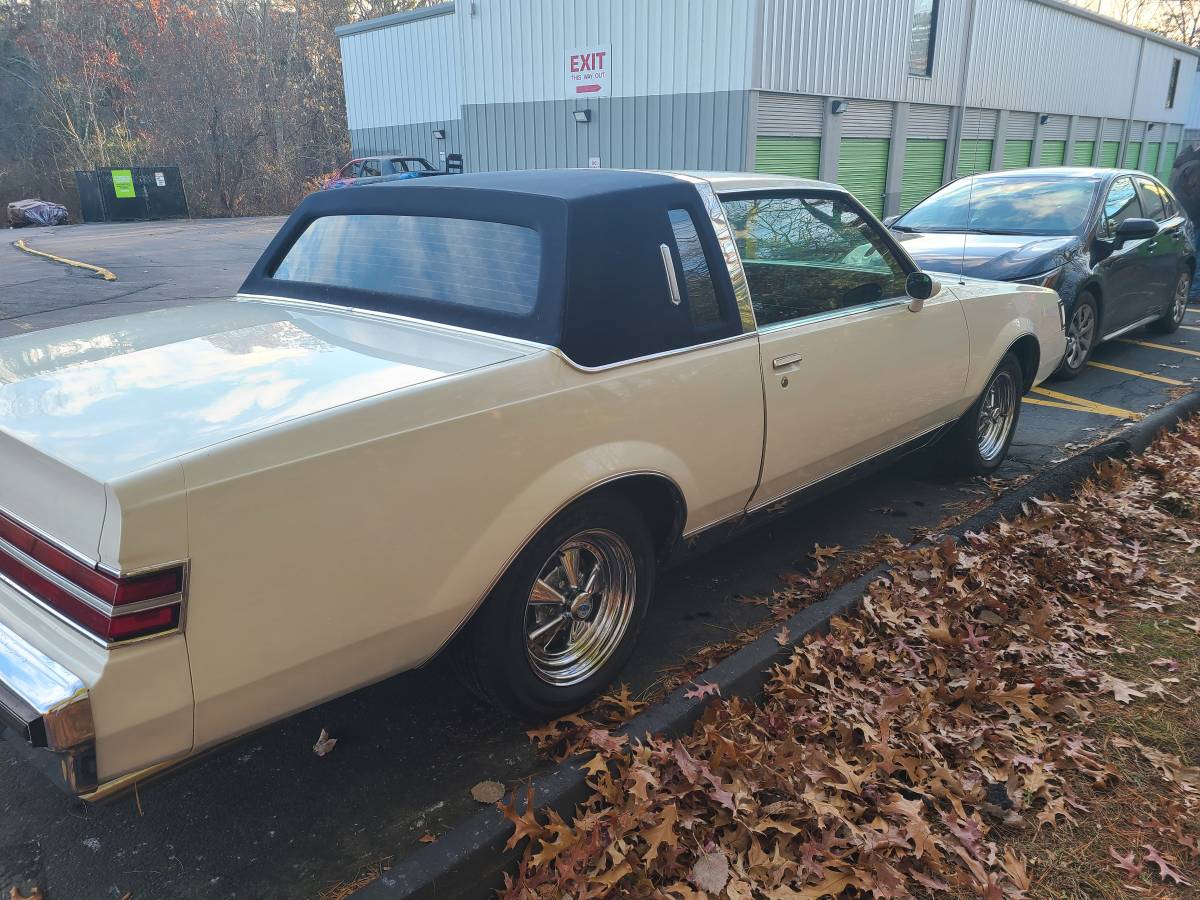 86-buick-regal-diesel-1986-white-21