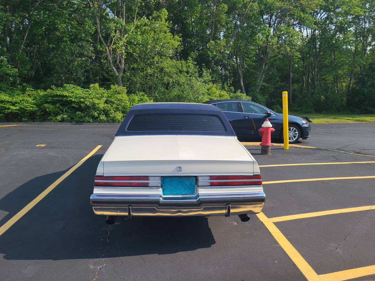 86-buick-regal-diesel-1986-white-5