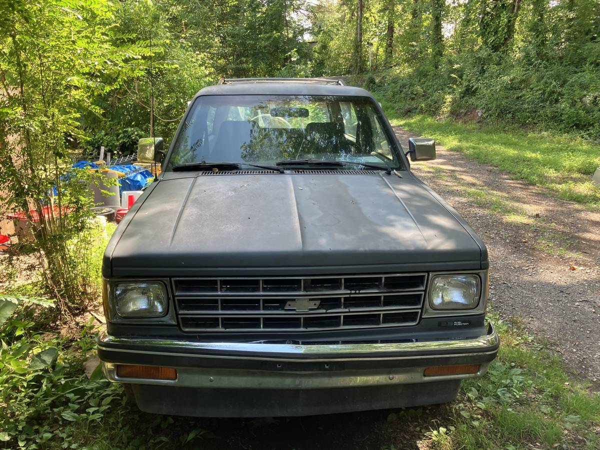 87-chevy-s-10-blazer-1987-blue-2
