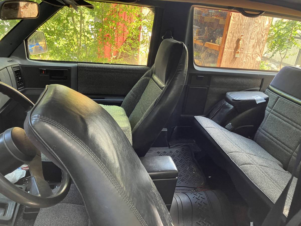 87-chevy-s-10-blazer-1987-blue