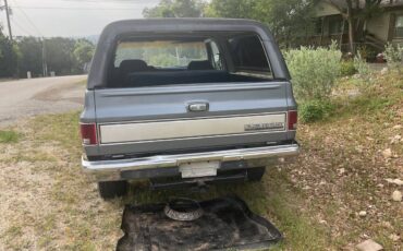 87-chevy-silverado-blazzer-1987-silver-1