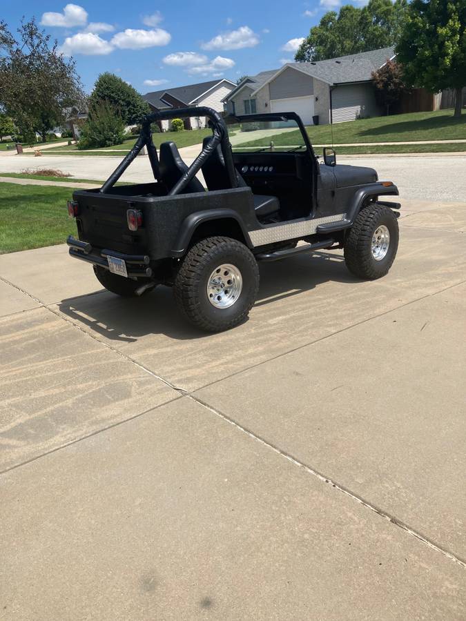 87-jeep-wrangler-yj-1987-black