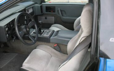 87-pontiac-fiero-1987-blue