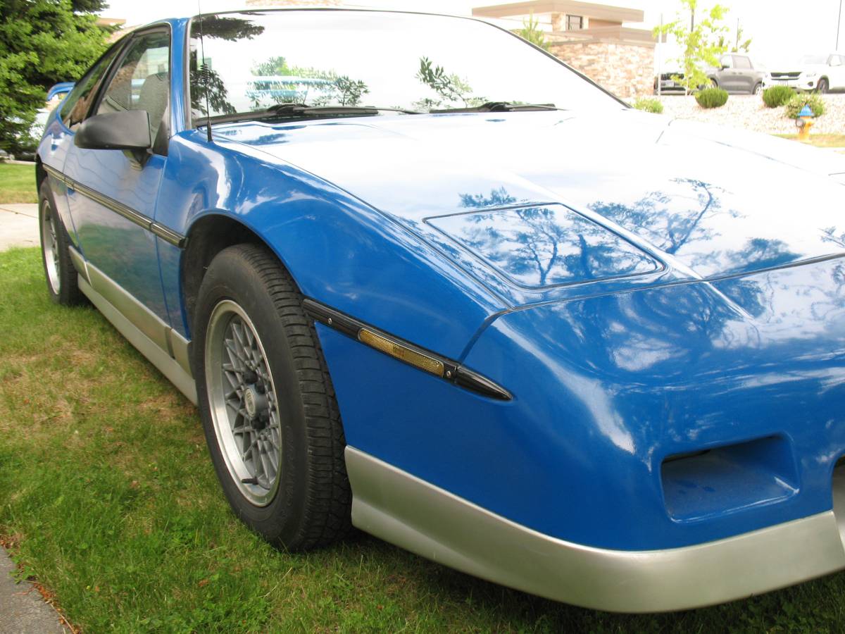 87-pontiac-fiero-1987-blue-8