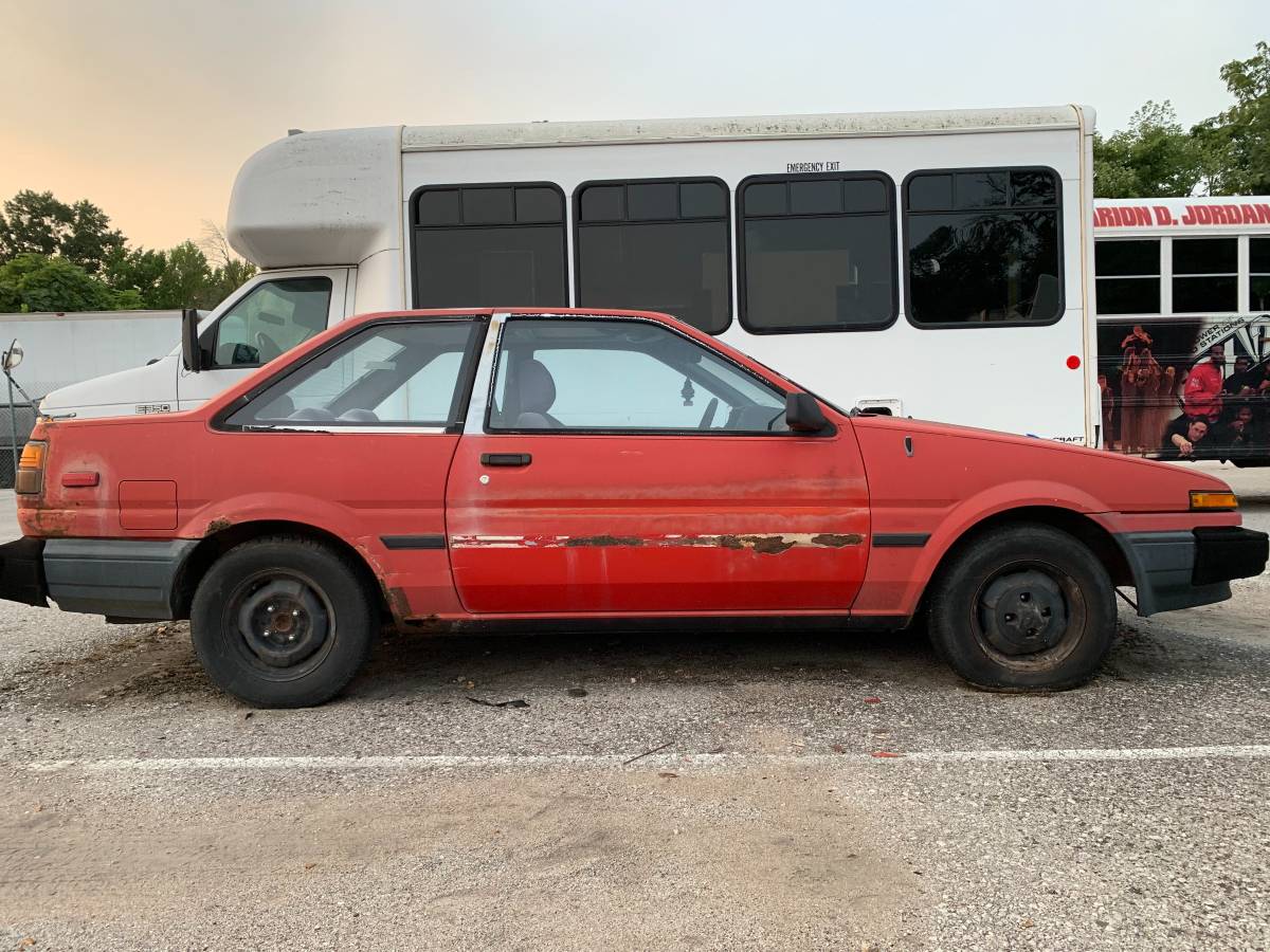 87-toyota-corolla-ae86-1987-red-1