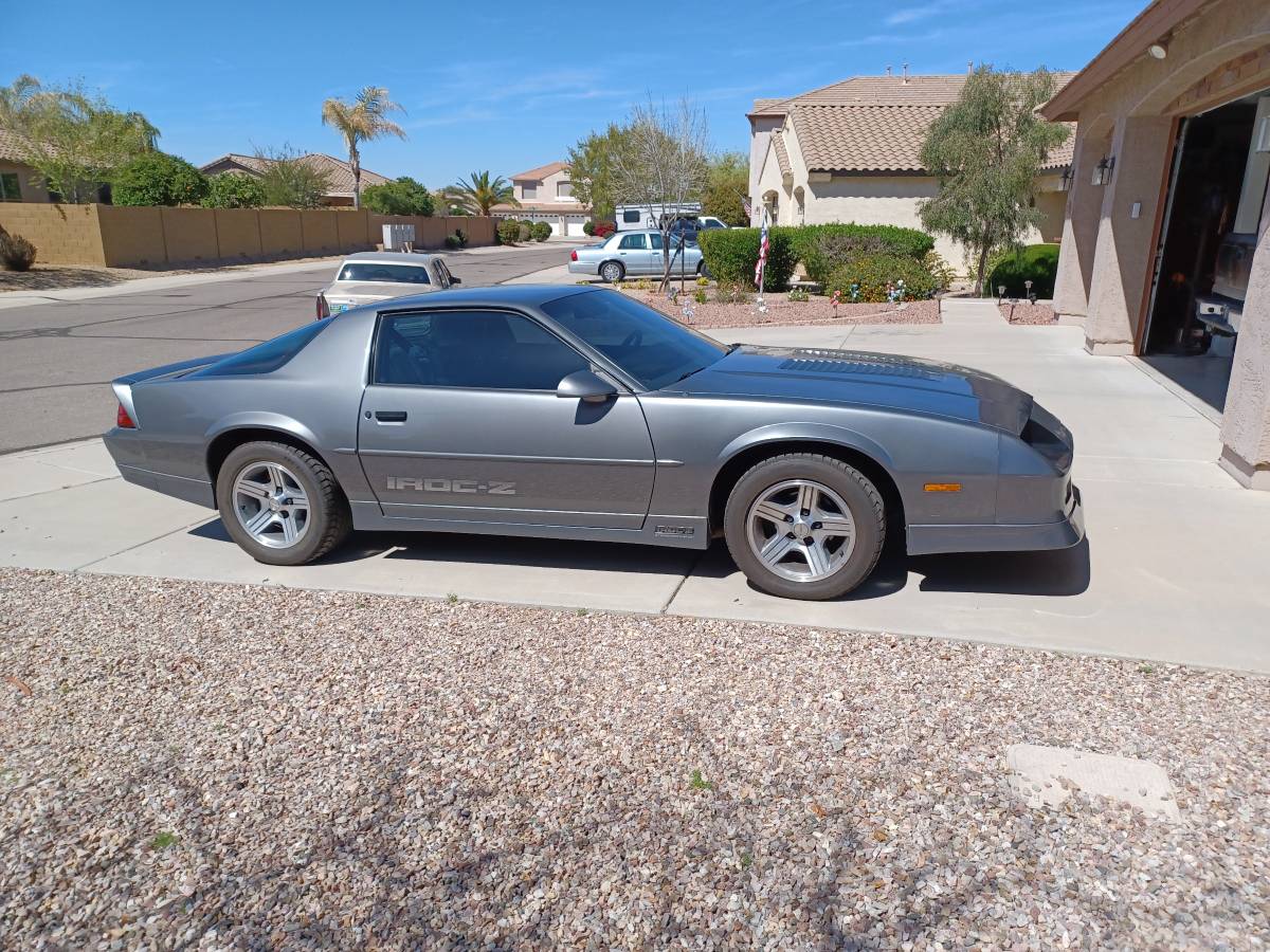 88-camer-iroc-1988-grey