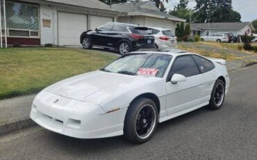 88-pontiac-fiero-1988-white