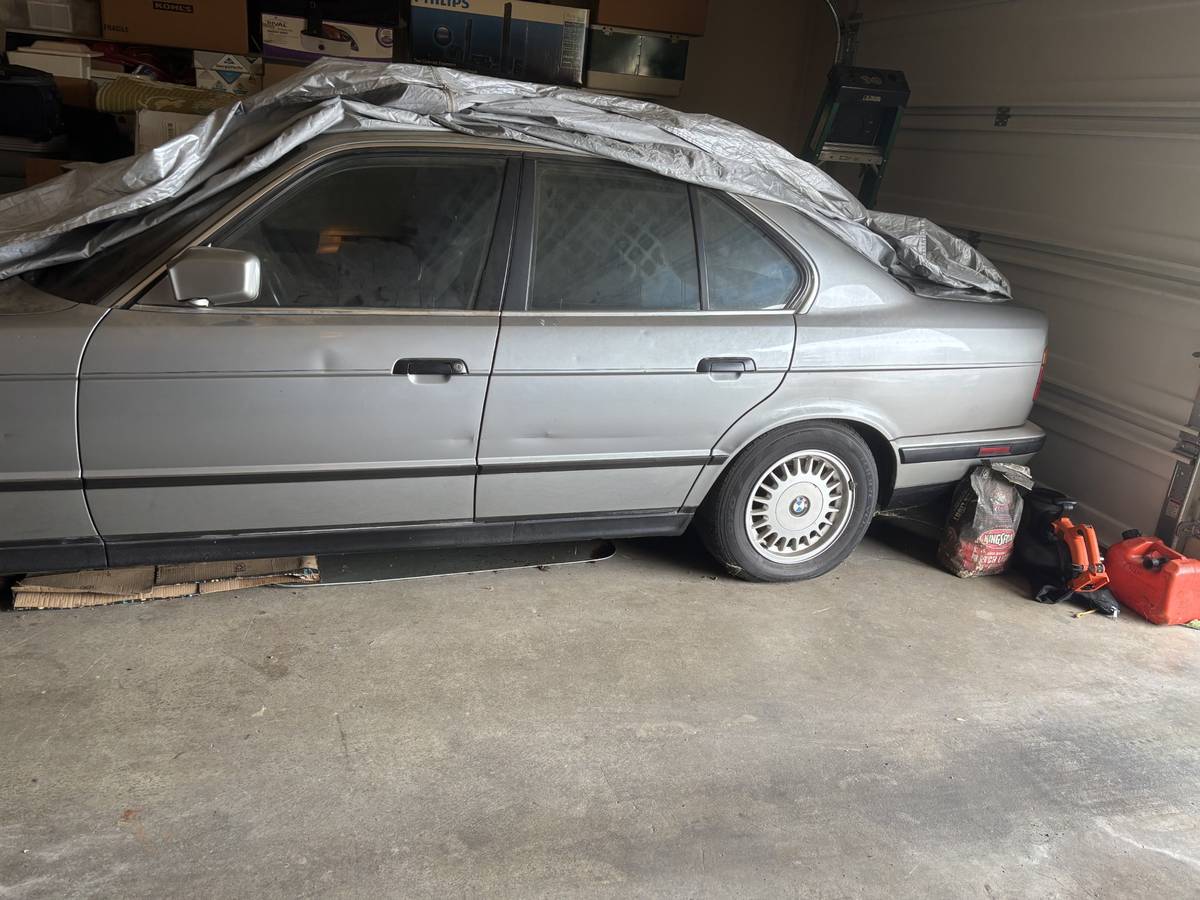89-bmw-1989-grey-1