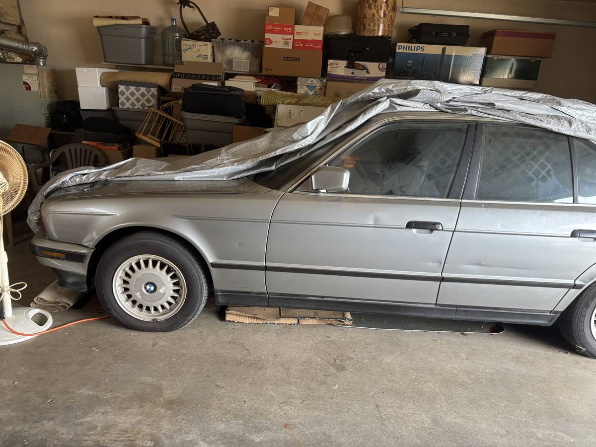 89-bmw-1989-grey