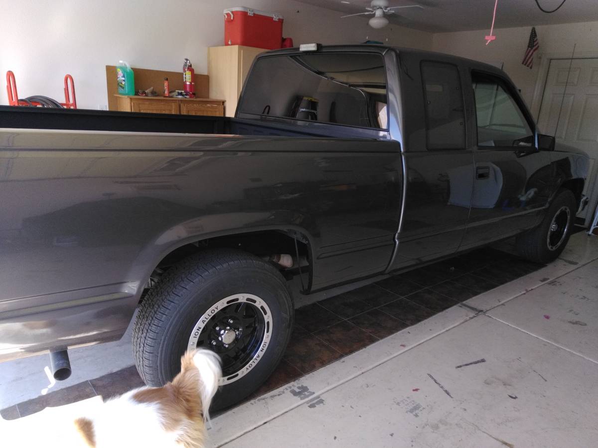 91-chevy-silverado-ext-cab-1991-grey-2