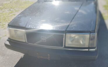 91-volvo-240-1991-black-1