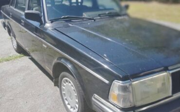 91-volvo-240-1991-black-8