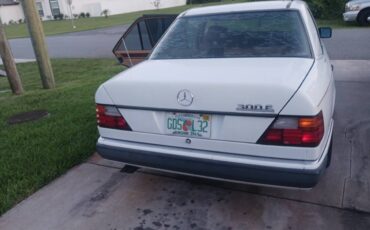 93-mercedes-1993-white-13