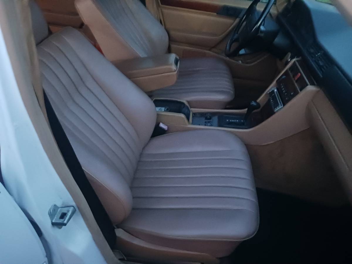 93-mercedes-1993-white-9
