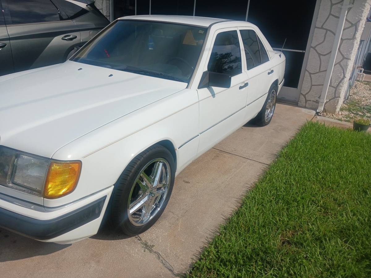 93-mercedes-1993-white