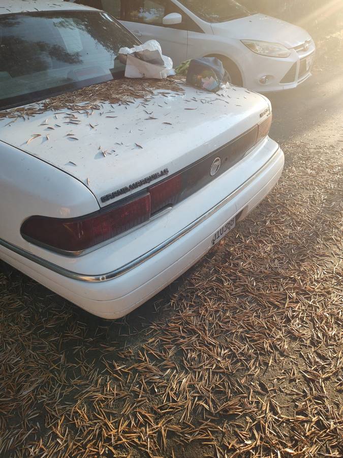 94-mercury-grand-marquis-1994-white-2