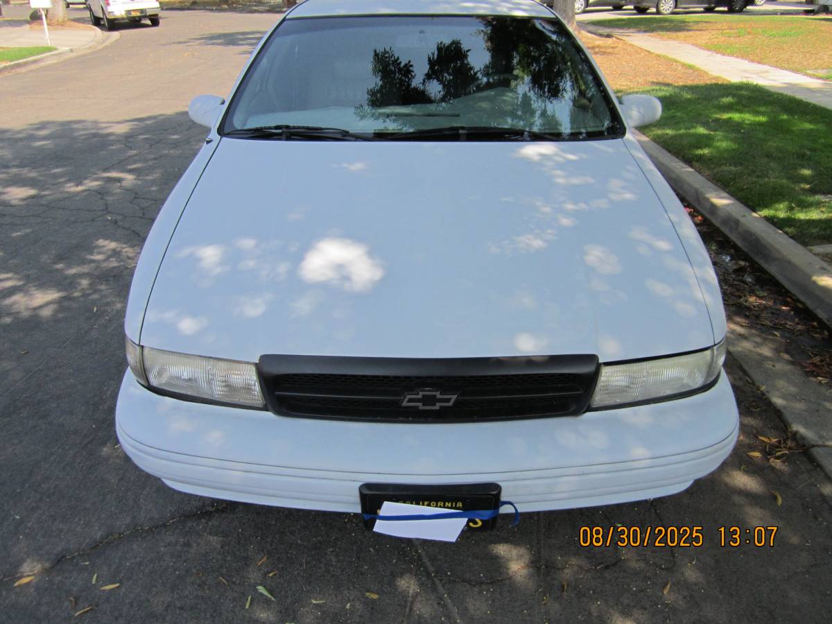 95-impala-ss-1995-grey-1