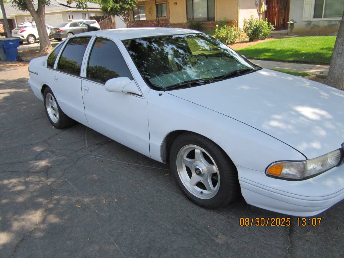 95-impala-ss-1995-grey-11
