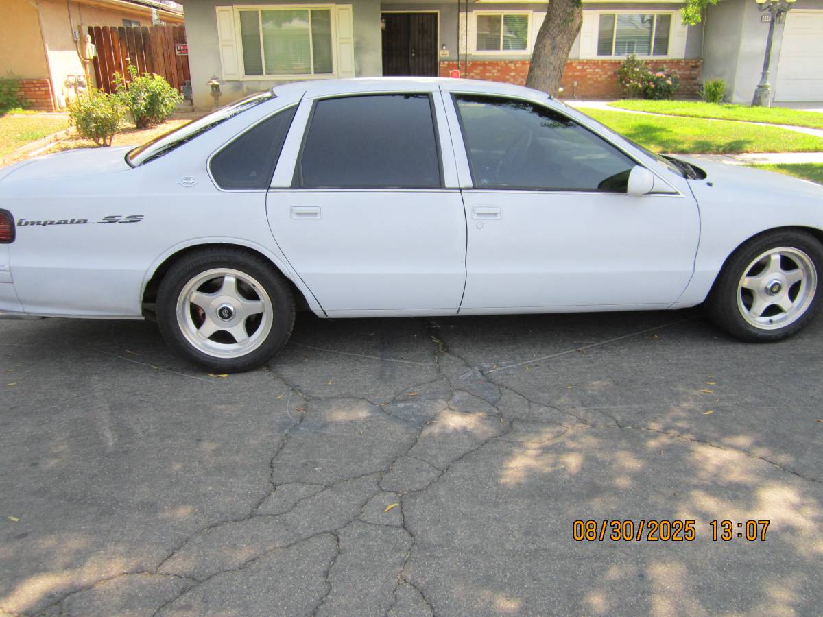 95-impala-ss-1995-grey-3
