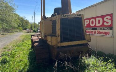 953-lgp-track-type-loader-1985-yellow-1