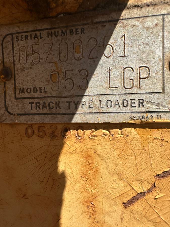 953-lgp-track-type-loader-1985-yellow-3