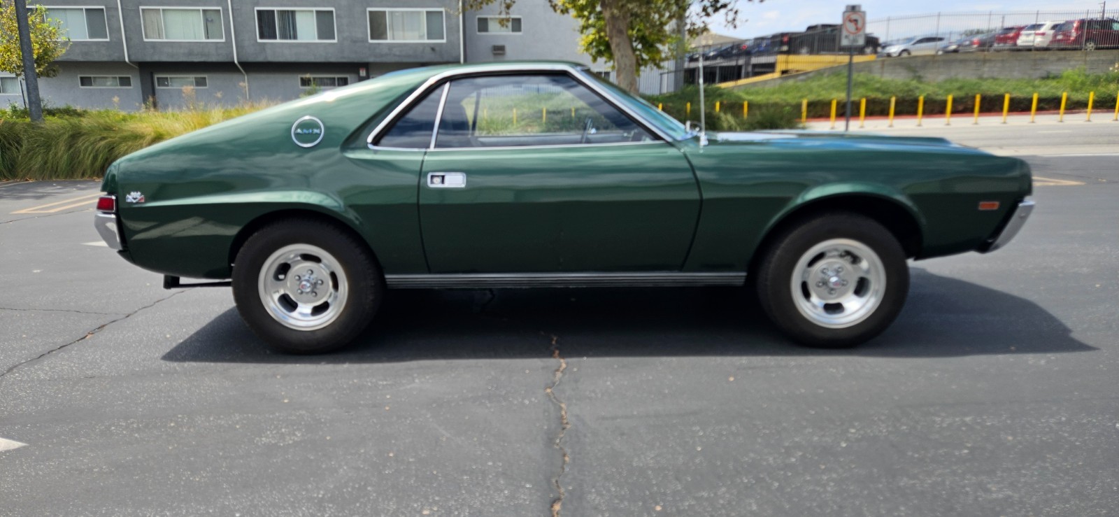 AMC-AMX-1969-Coupe-5