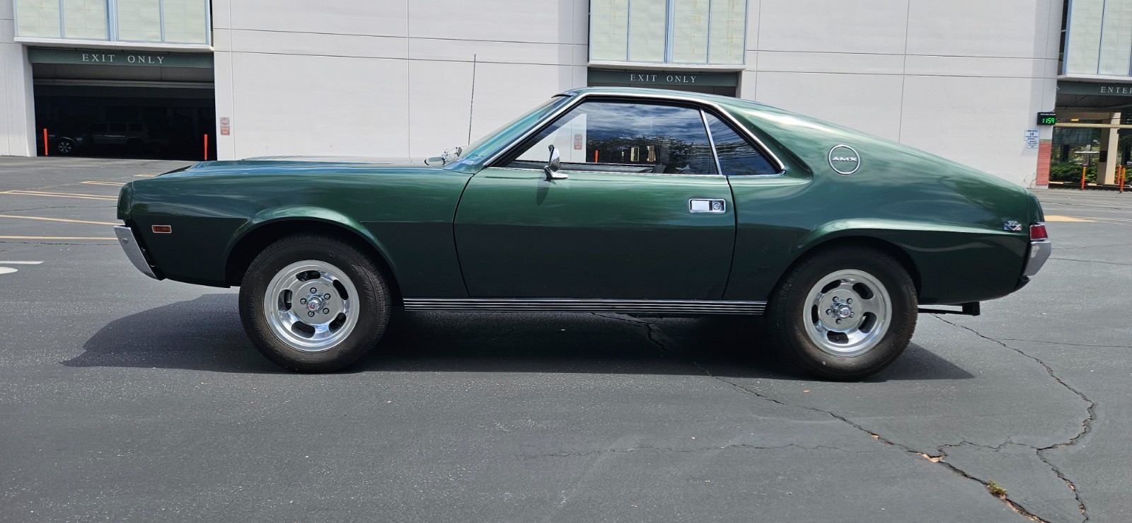 AMC-AMX-1969-Coupe-9