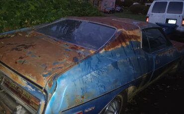 AMC-Javelin-1972-Sedan-17