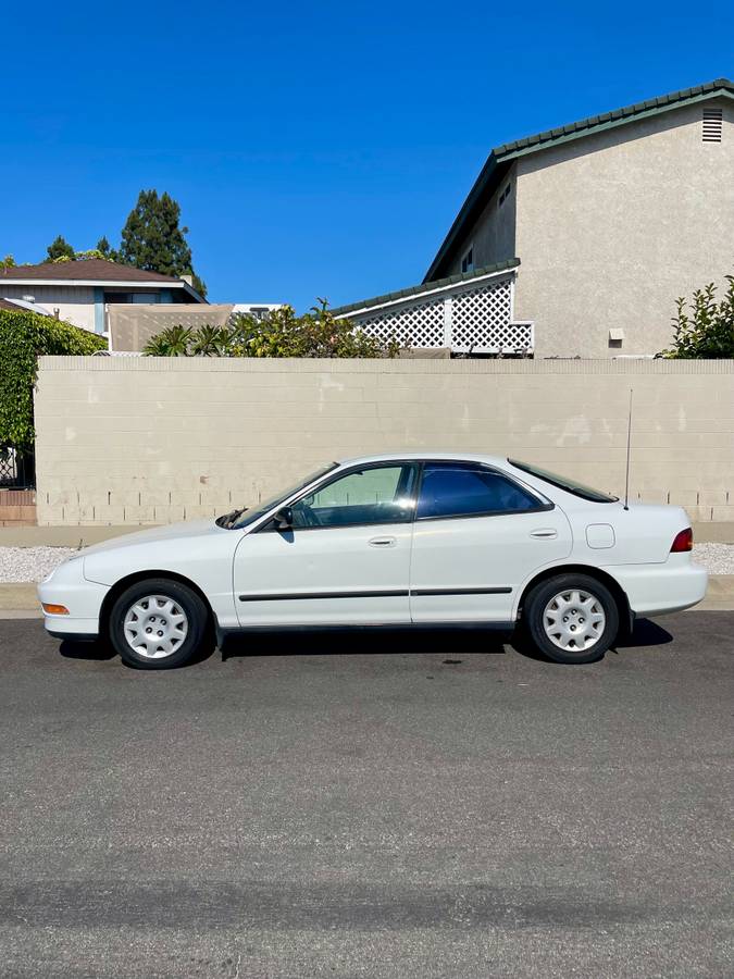 Acura-integra-rs-1995-white-2