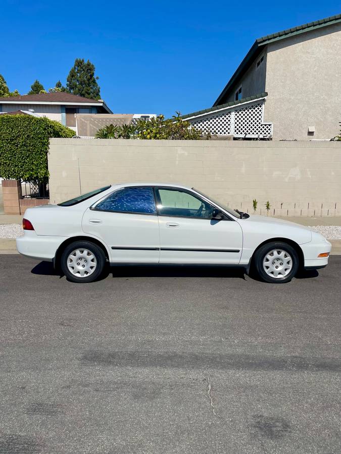 Acura-integra-rs-1995-white-3