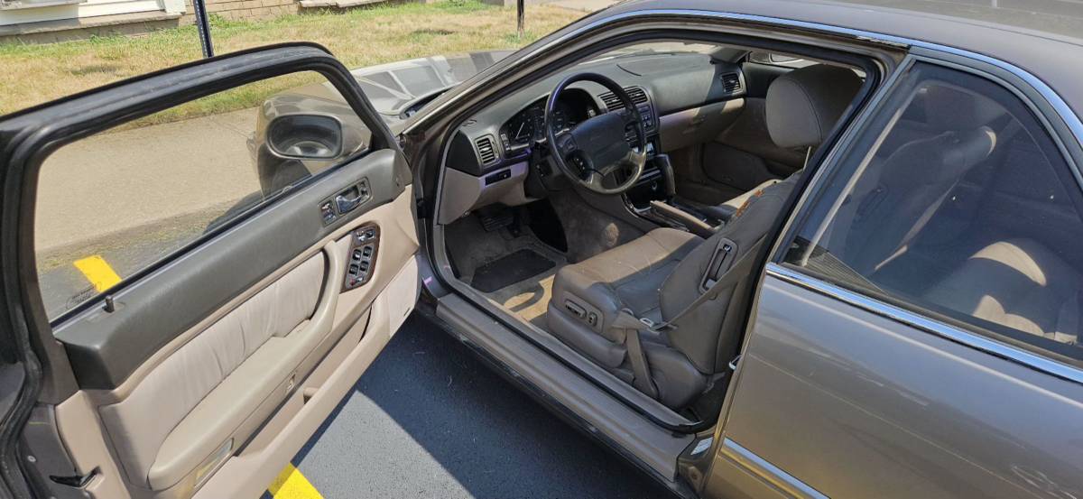 Acura-legend-1994-brown-4