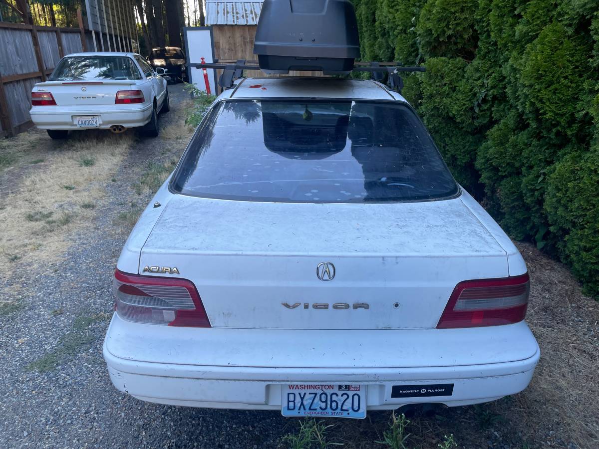 Acura-vigor-1993-white-10