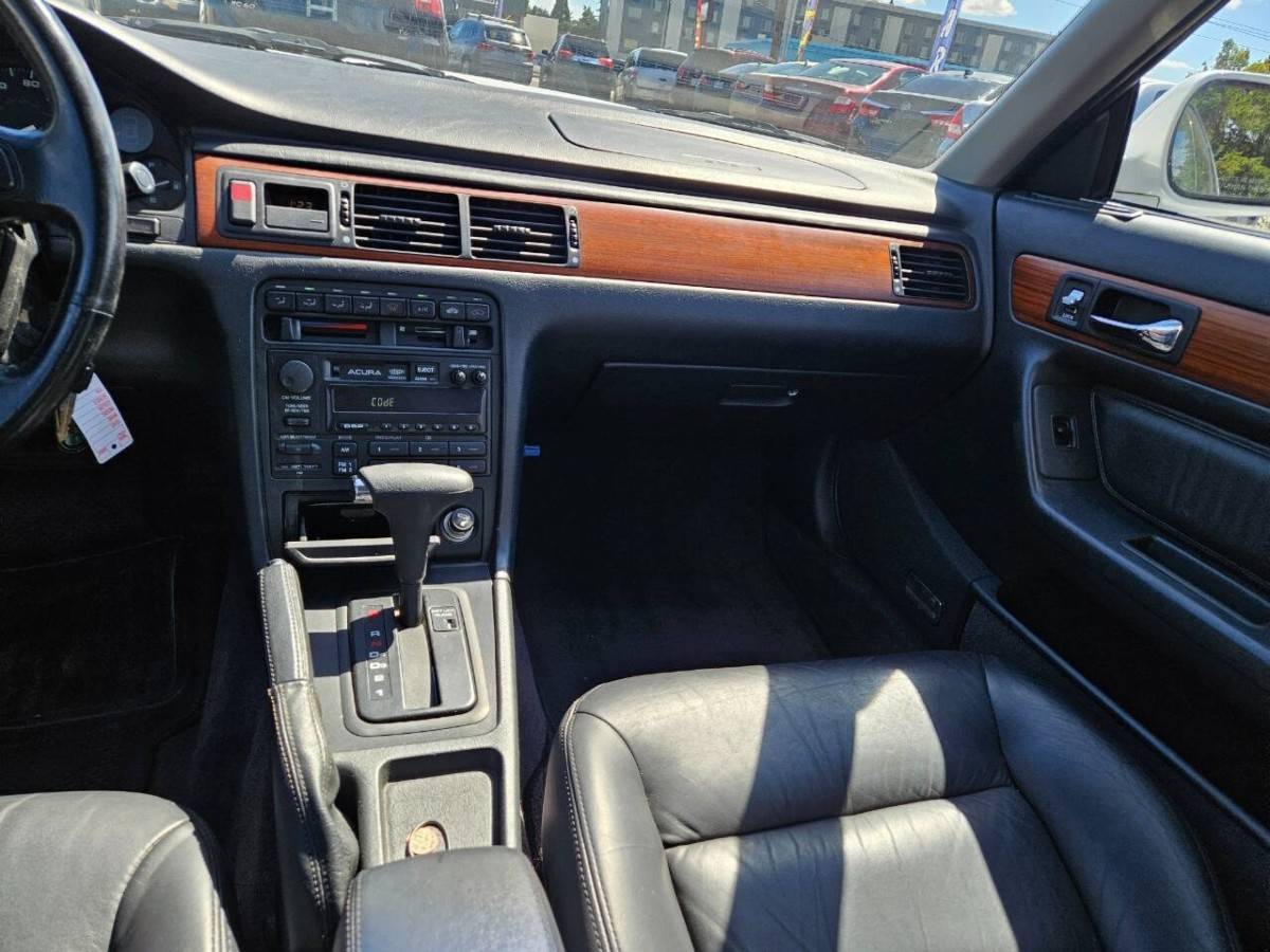 Acura-vigor-gs-4dr-sedan-1993-white-16