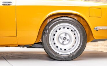 Alfa-Romeo-GTV-1750-1971-Coupe-19